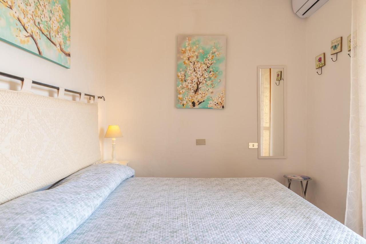 Hotel Domo Nora Olbia Exteriér fotografie