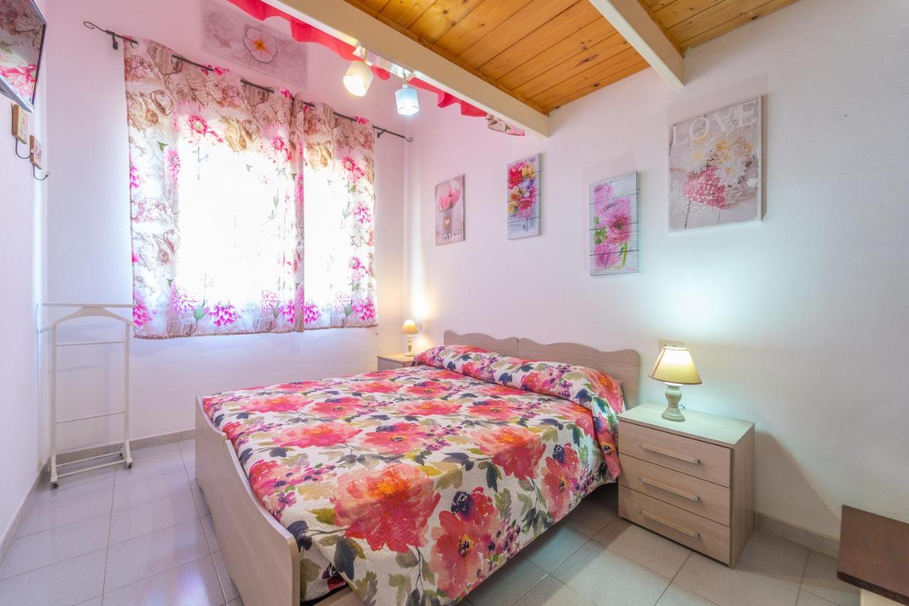 Hotel Domo Nora Olbia Exteriér fotografie